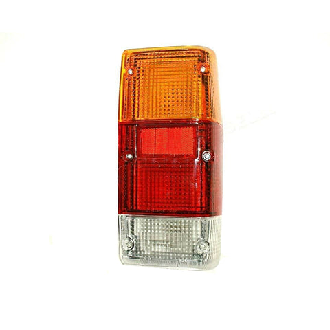 Fanale posteriore destro con portalampada, NISSAN PATROL dal 02/1981 al 1996