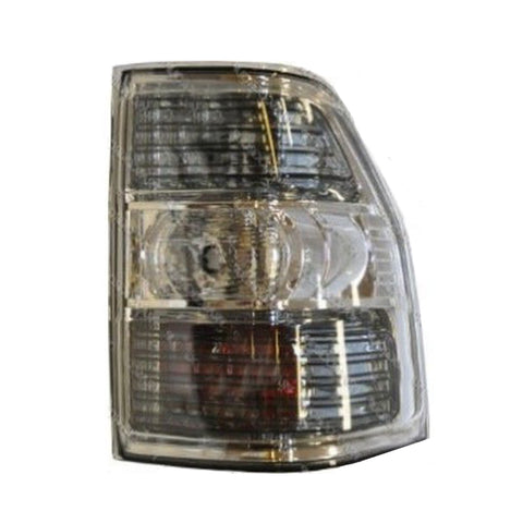 Fanale posteriore sinistro senza portalampada crystal mod. 5 porte, MITSUBISHI PAJERO dal 01/2007