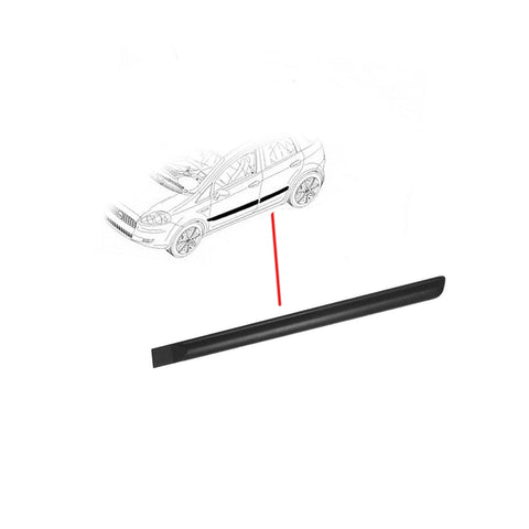 Modanatura porta posteriore sx nera goffrata, biadesivo, FIAT GRANDE PUNTO dal 09/2005 Mod. 5 PORTE